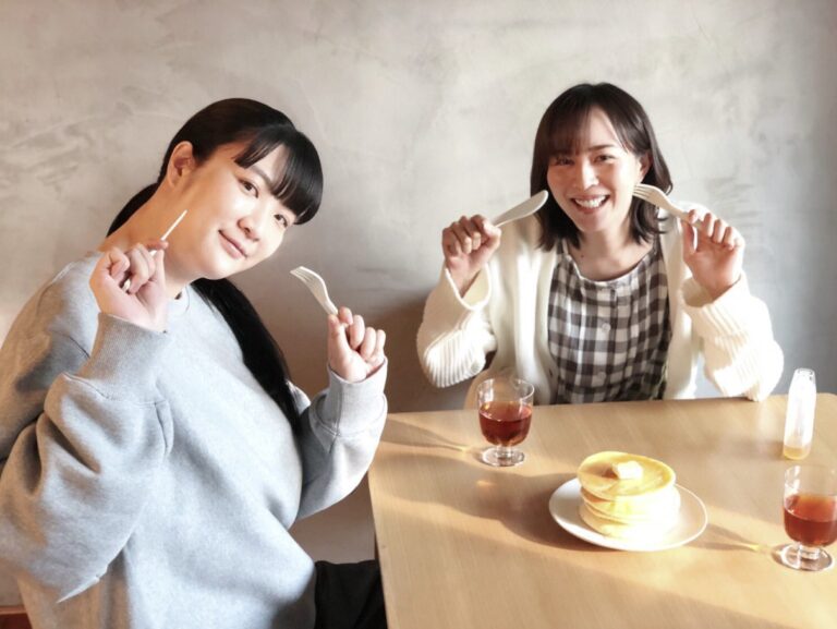 35 she-loves-to-cook-and-she-loves-to-eat-vol-2-manga-yen-press