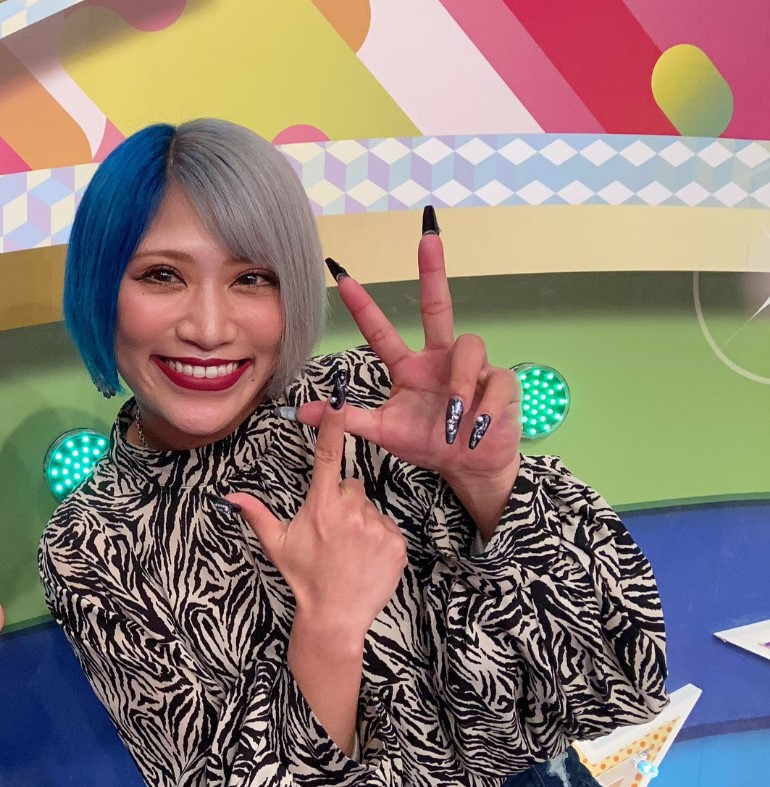 ぱーてぃーちゃん信子の本名は？wikiプロフ&経歴を調査！ | ぶんぶんジャーナル